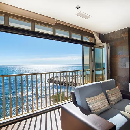 Apartamento Atico De Lujo En Primera Linea De Mar *