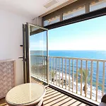 Atico De Lujo En Primera Linea De Mar Апартаменты